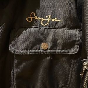 Sean John winter jacket. Never worn, doesn't fit. Size Large.